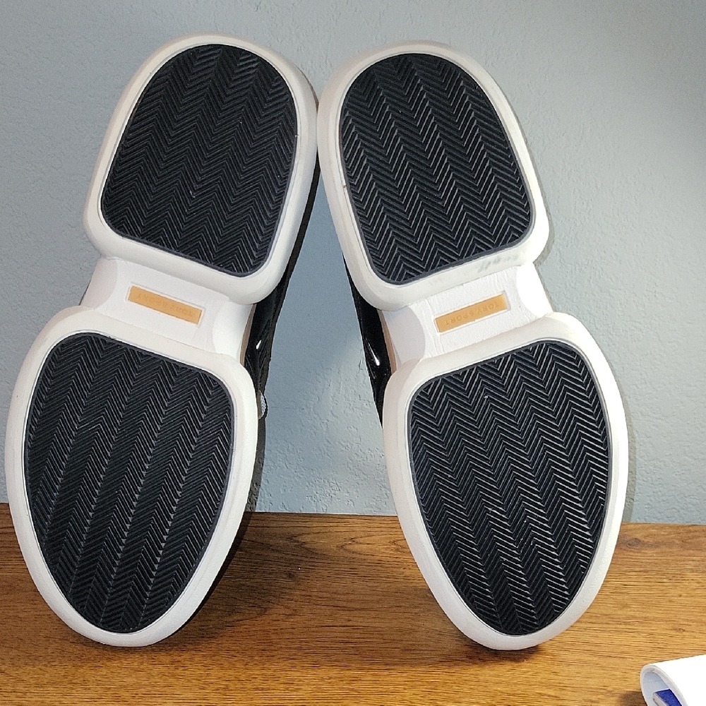 Tory Sport Black and White Sneakers with Cushioned Sole - Picture 6 of 7